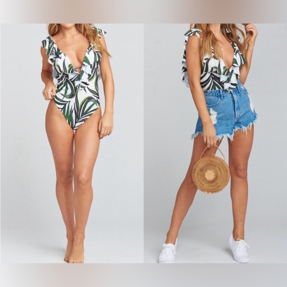 Womens One Piece Ruffled Palm One Swimsuit Size Med NWT